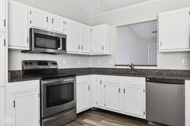 5857 Prairie Meadow Drive, Indianapolis, IN 46221