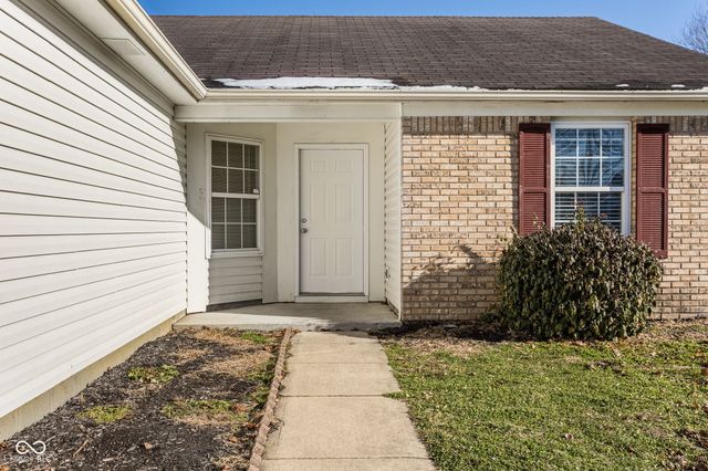 5857 Prairie Meadow Drive, Indianapolis, IN 46221