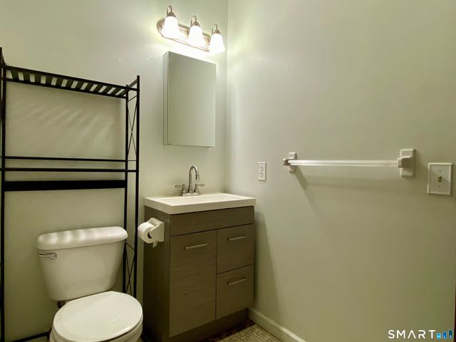 1104 Summer Hill Drive 1104, South Windsor, CT 06074