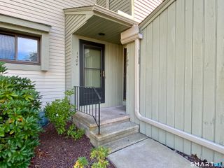 1104 Summer Hill Drive 1104, South Windsor, CT 06074