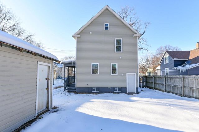 5807 20th AVENUE, Kenosha, WI 53140