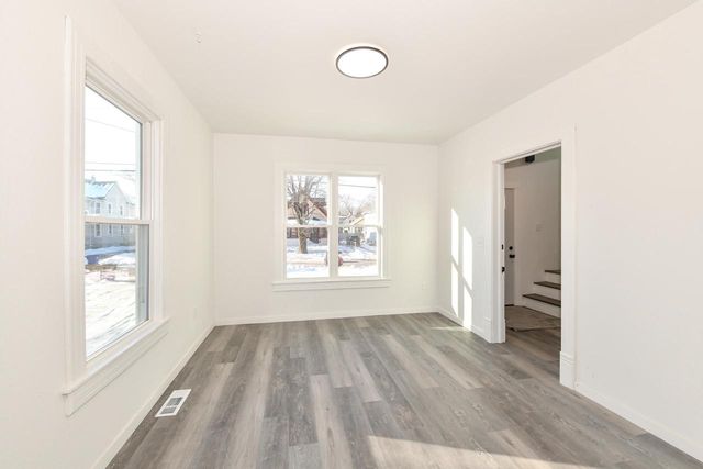 5807 20th AVENUE, Kenosha, WI 53140