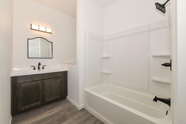 5807 20th AVENUE, Kenosha, WI 53140