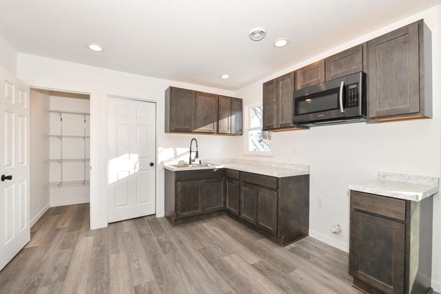 5807 20th AVENUE, Kenosha, WI 53140