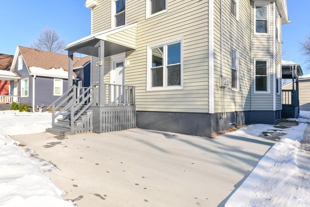 5807 20th AVENUE, Kenosha, WI 53140