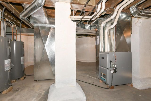 5807 20th AVENUE, Kenosha, WI 53140