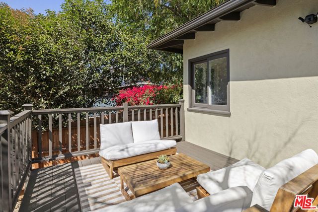 1022 Hyperion Avenue, Los Angeles, CA 90029