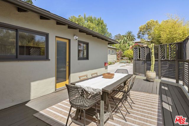 1022 Hyperion Avenue, Los Angeles, CA 90029