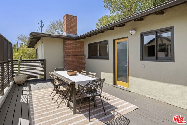 1022 Hyperion Avenue, Los Angeles, CA 90029
