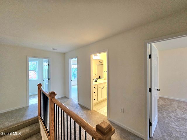 42 Waterford Avenue, Colonie, NY 12110