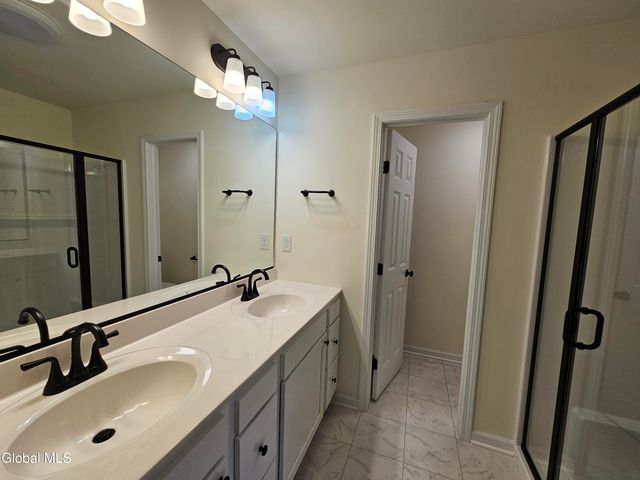 42 Waterford Avenue, Colonie, NY 12110