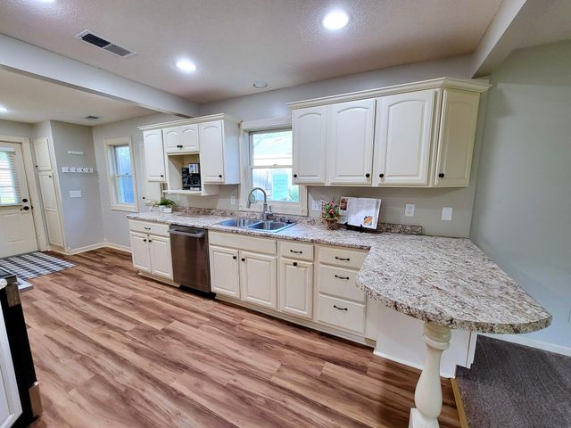 715 Elm Street, Anoka, MN 55303