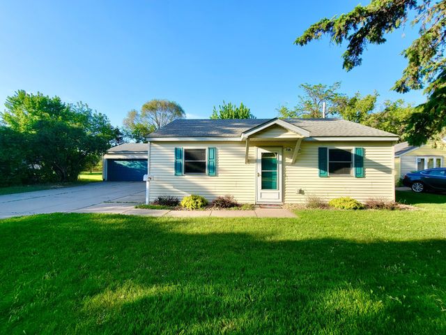 715 Elm Street, Anoka, MN 55303