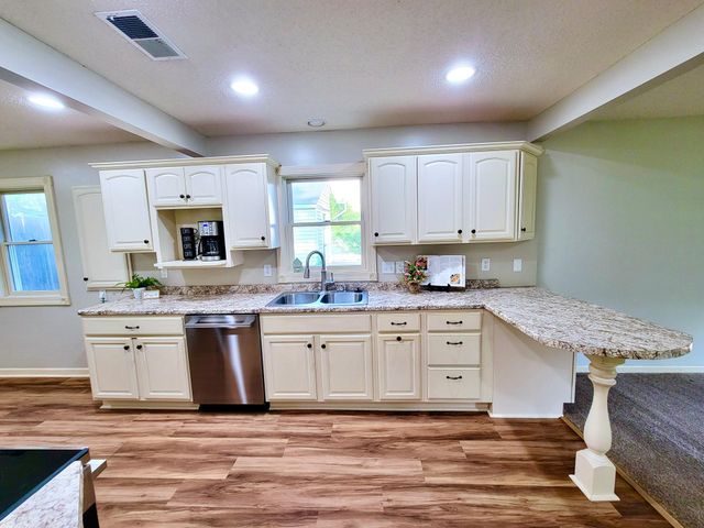 715 Elm Street, Anoka, MN 55303