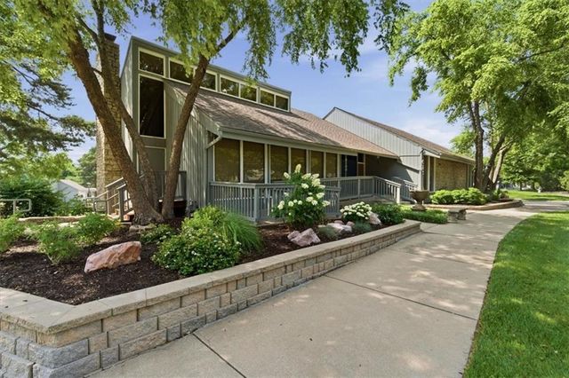 8258 Monrovia Street, Lenexa, KS 66215
