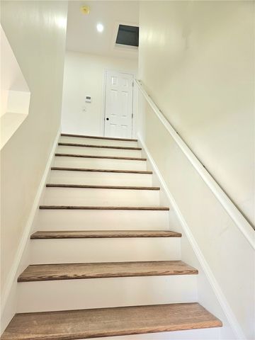 129 1st Avenue, Cranston, RI 02910