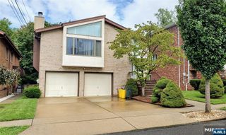 33 W Harwood Terrace, Palisades Park, NJ 07650