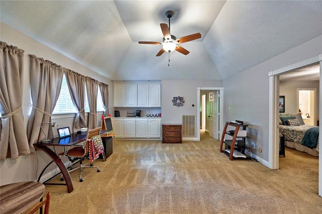 34 Ranch Creek Way, Magnolia, TX 77354