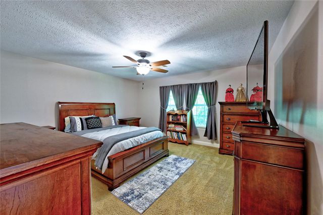 34 Ranch Creek Way, Magnolia, TX 77354