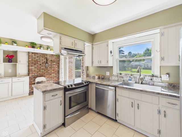 7931 Buckskin Drive, Indianapolis, IN 46250