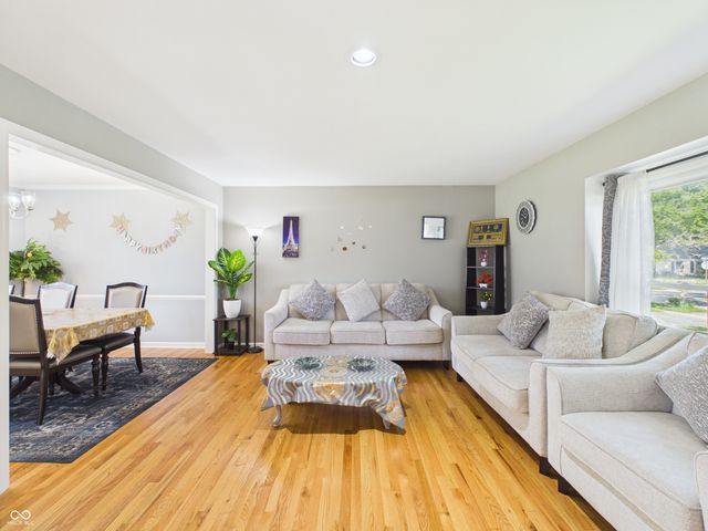 7931 Buckskin Drive, Indianapolis, IN 46250