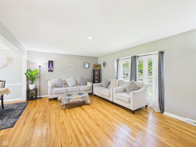7931 Buckskin Drive, Indianapolis, IN 46250