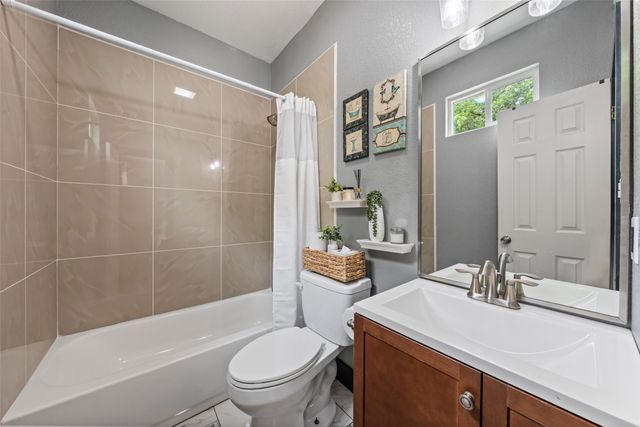 1205 N 17th Street, Waco, TX 76707