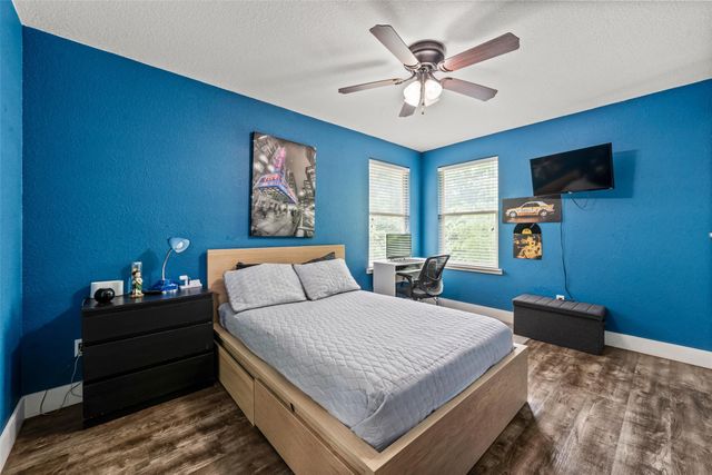 1205 N 17th Street, Waco, TX 76707