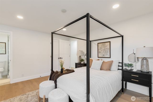 10009 45th Avenue NE, Seattle, WA 98125