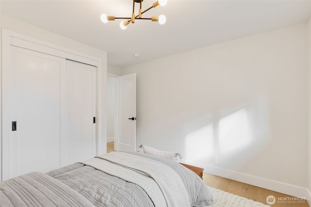 10009 45th Avenue NE, Seattle, WA 98125