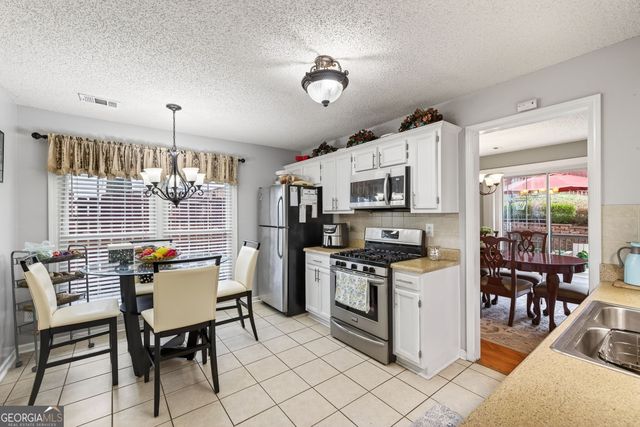 914 Wenham Lane, Lawrenceville, GA 30044