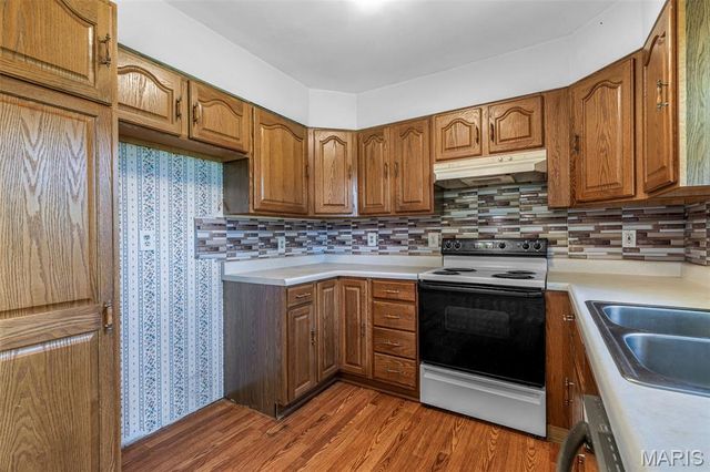 2831 Corral Estates Drive, Arnold, MO 63010