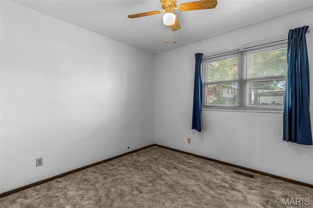 2831 Corral Estates Drive, Arnold, MO 63010
