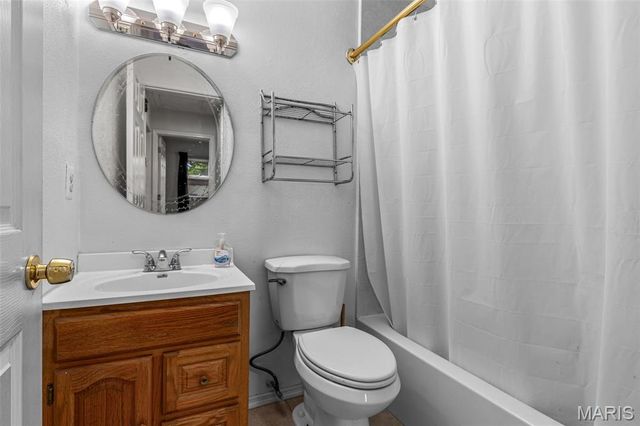 2831 Corral Estates Drive, Arnold, MO 63010