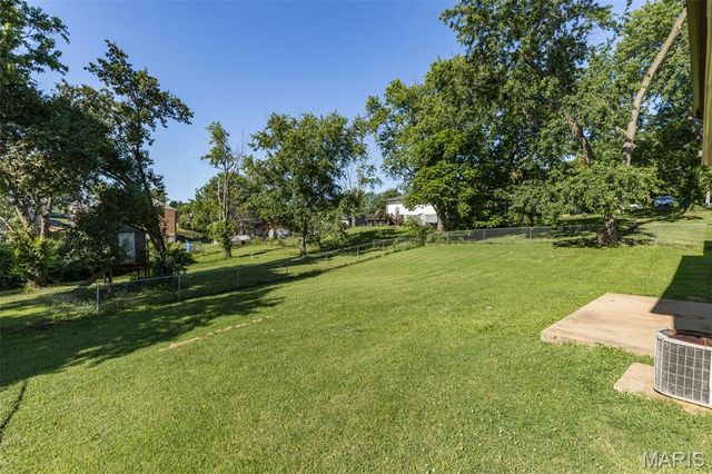 2831 Corral Estates Drive, Arnold, MO 63010