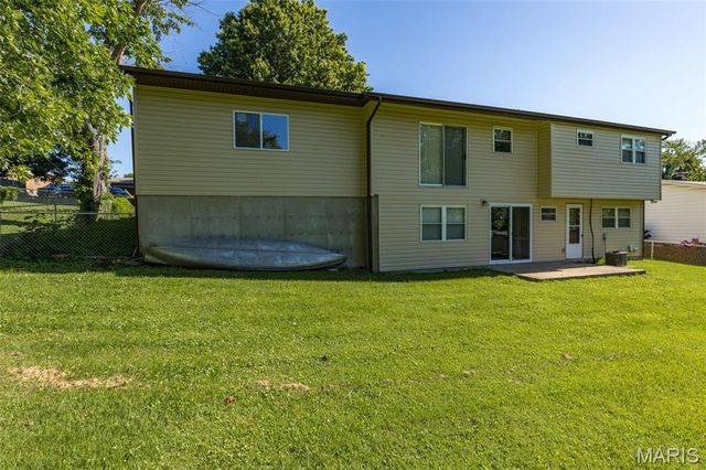 2831 Corral Estates Drive, Arnold, MO 63010