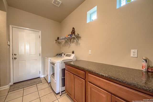 6368 Parsley Hill, Leon Valley, TX 78238