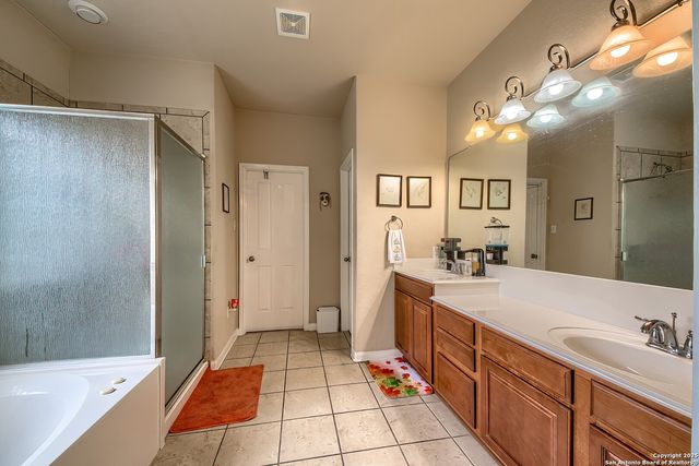 6368 Parsley Hill, Leon Valley, TX 78238