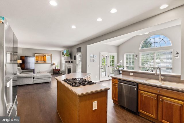 6726 EDGARTOWN WAY, Gainesville, VA 20155