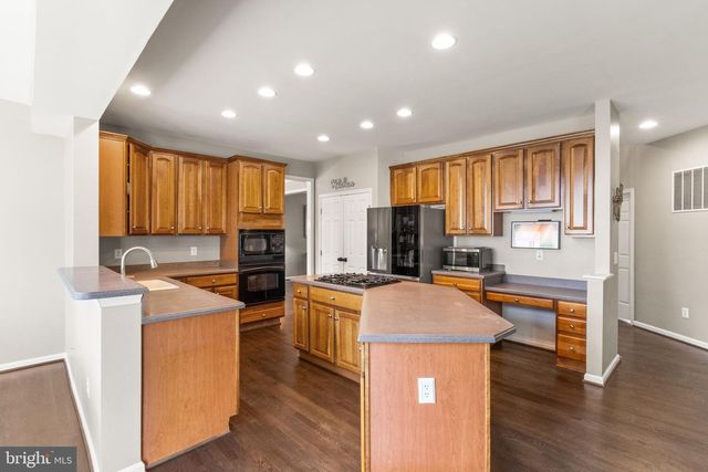 6726 EDGARTOWN WAY, Gainesville, VA 20155
