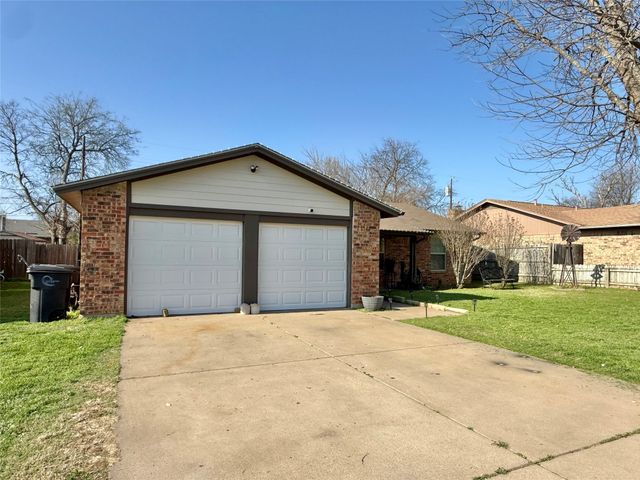 1416 Mimosa Street, Cleburne, TX 76033