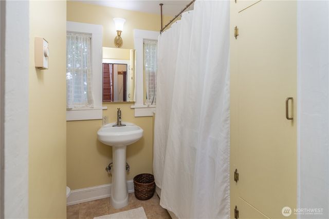 538 Adams Street, Port Townsend, WA 98368