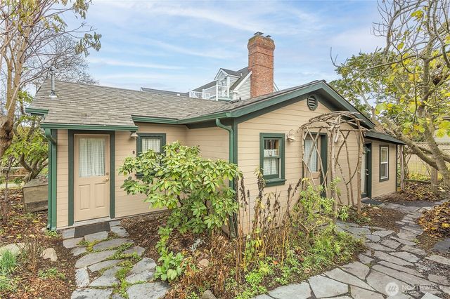 538 Adams Street, Port Townsend, WA 98368