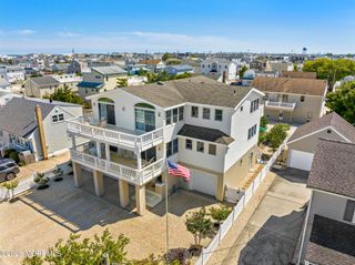 214 W 4th Street, Ship Bottom, NJ 08008