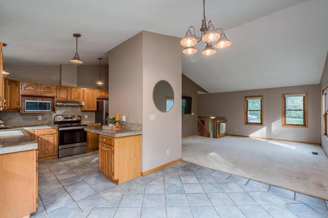 50 Canterbury Court, Mankato, MN 56001