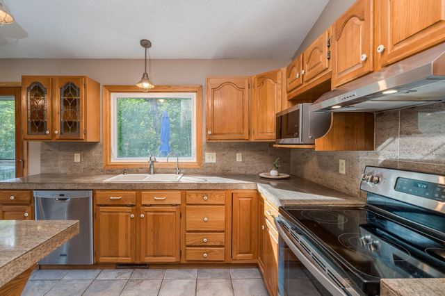 50 Canterbury Court, Mankato, MN 56001