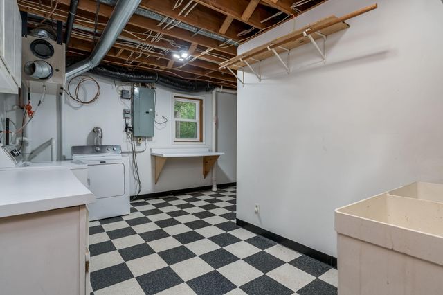 50 Canterbury Court, Mankato, MN 56001