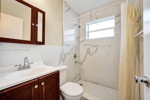 111 SE 4th Ave 8, Hallandale Beach, FL 33009