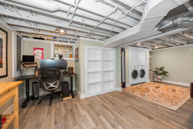 521 Pauline Boulevard, Ann Arbor, MI 48103