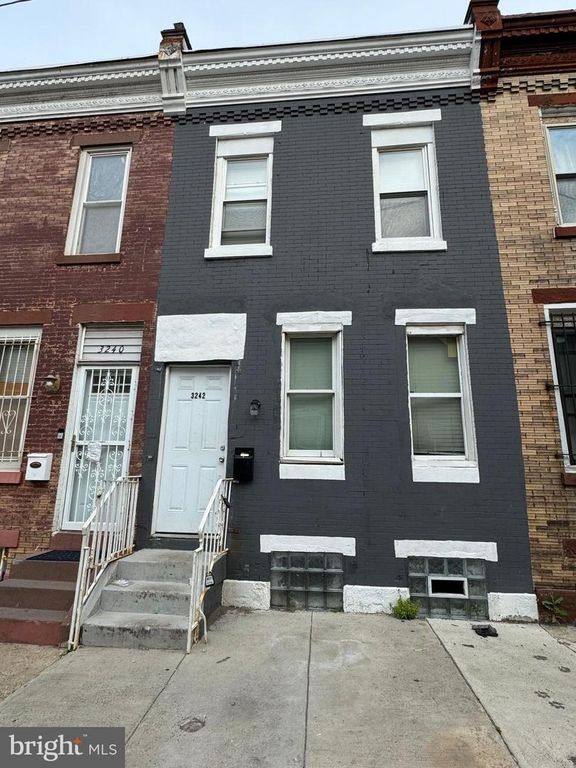 3242 N RANDOLPH ST, Philadelphia, PA 19140